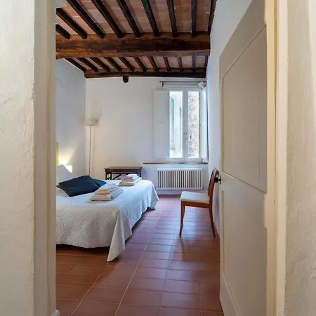 Le Loggine Del Pignatello Apartment, Apartment