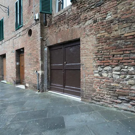 Le Loggine Del Pignatello Apartment, Apartment Siena